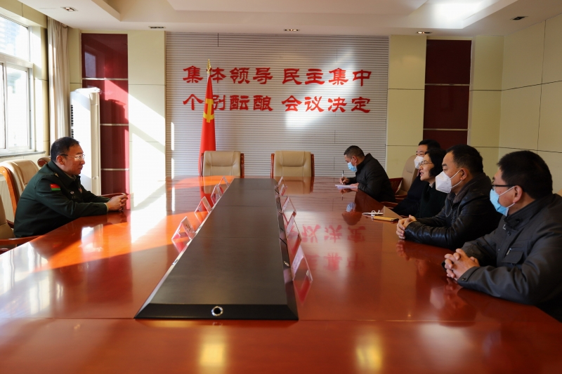 市国防动员办公室开展春节双拥走访慰问活动